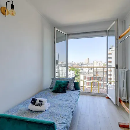 117-charming Near Nation Апартаменты